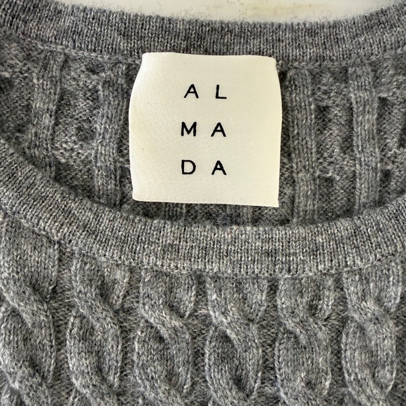 Almada Cable-Knit Merino + Cashmere Tank Top — Charcoal, Size S - Picture 3 of 4